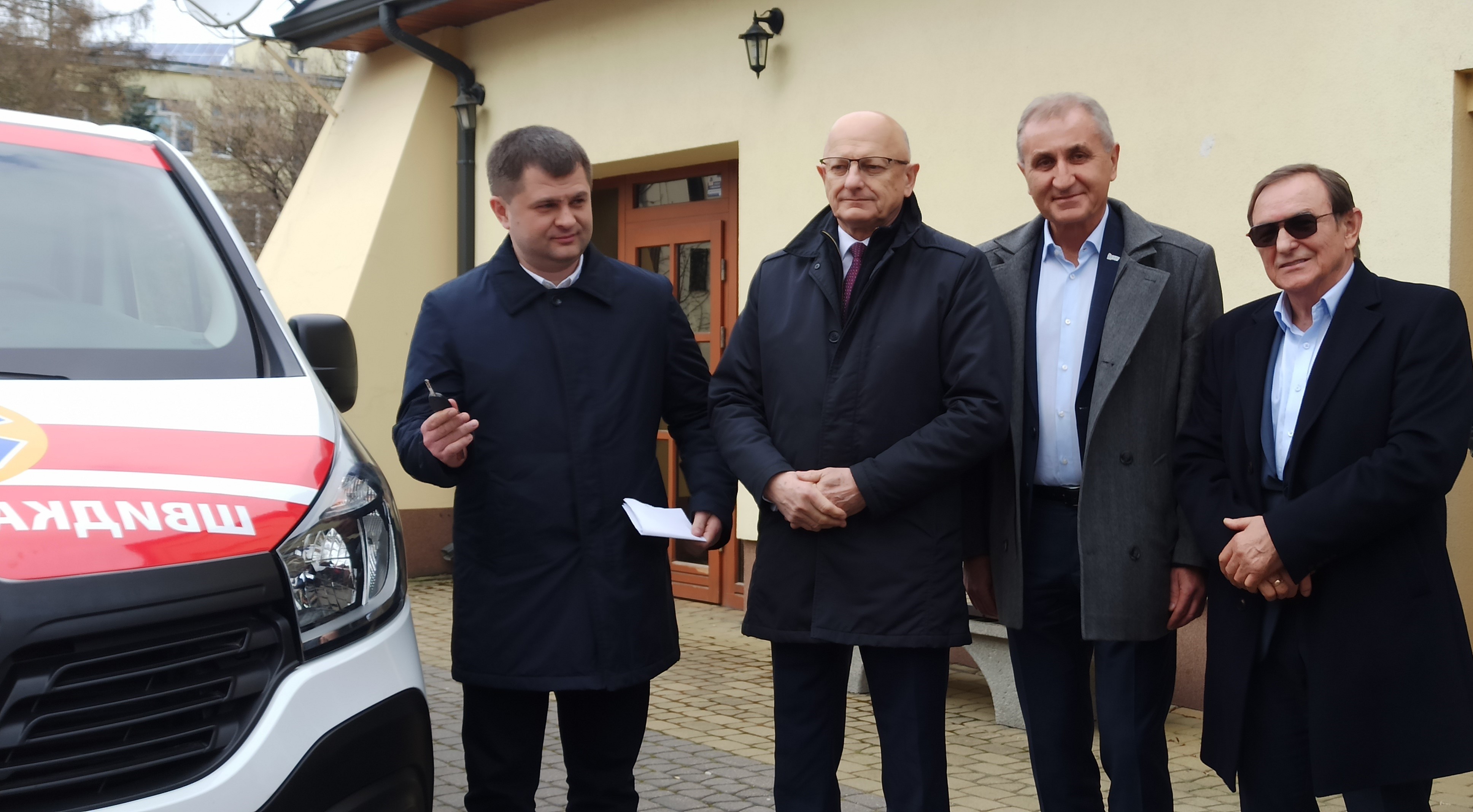 2023 03 31 przy karetce przyciete