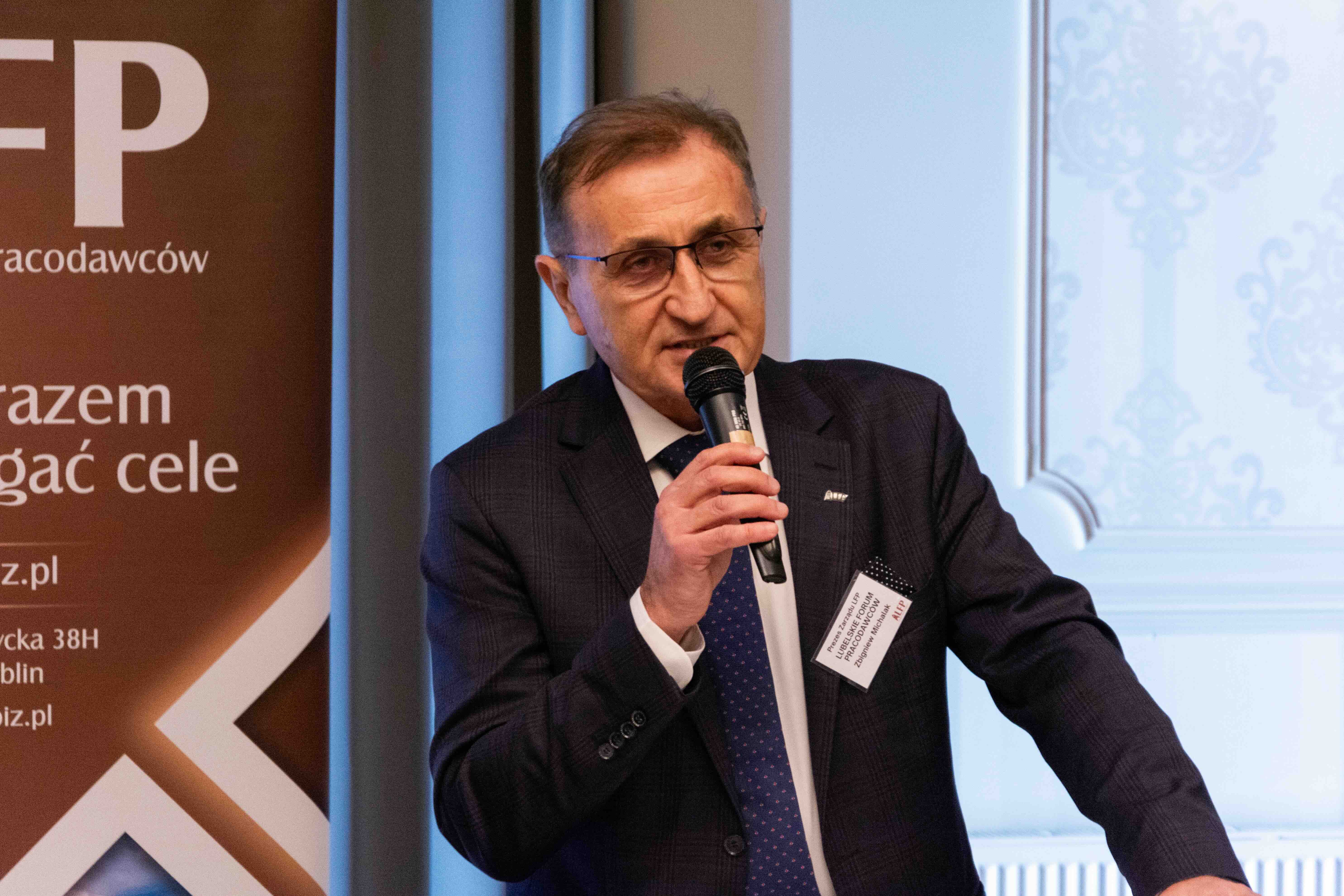 6DSC 75261 Obrobione